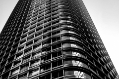 salesforce-tower-1-bw-scaled